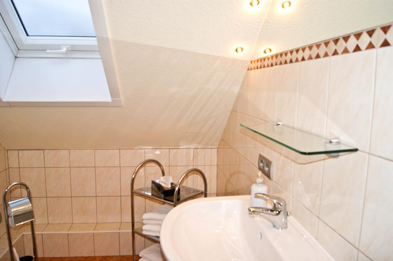 Hotel Schonunger Bucht Waigolshausen Habitación foto